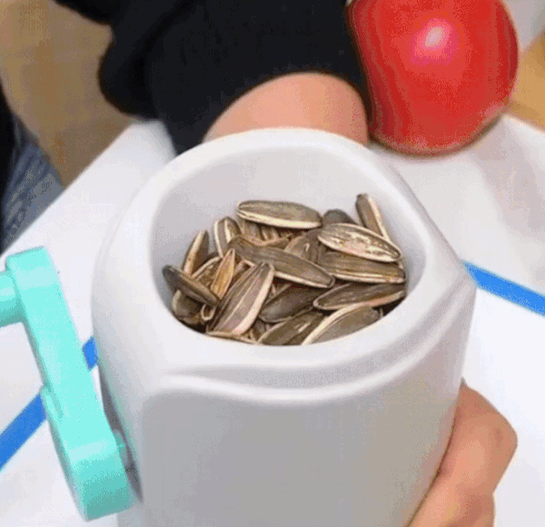 Automatic Peanut Sheller – Easy Shelling Machine for Home Use